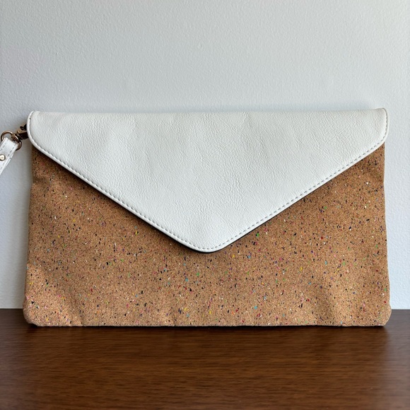 Pixie Mood Cork Wristlet Bag No Strap - Picture 2 of 8